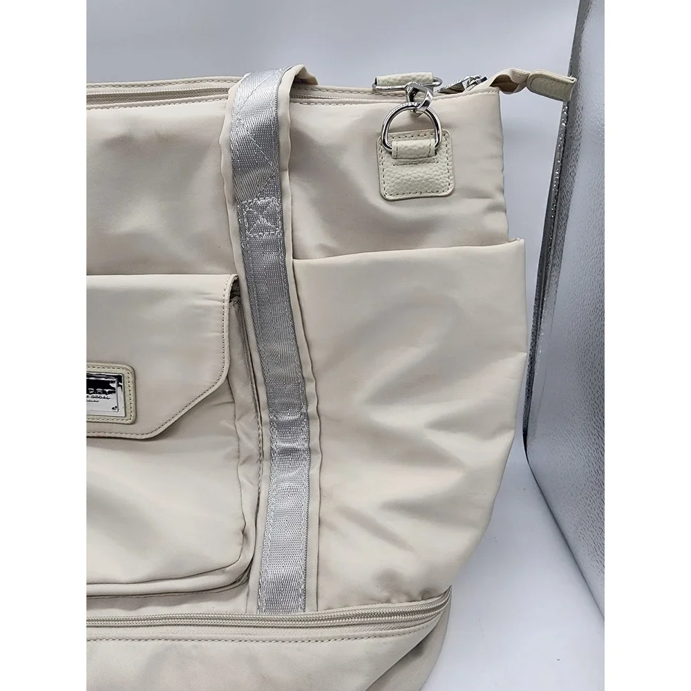Laundry by Shelli Segal Nylon Tote Bag Beige Silver Trim Travel Gym Weekender